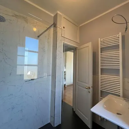 La Riva Apartament *