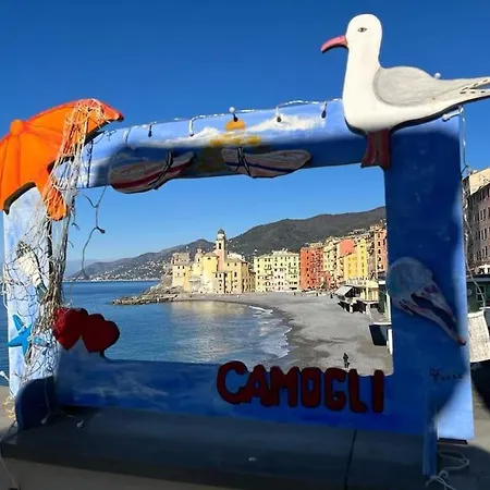 La Riva Lägenhet Camogli