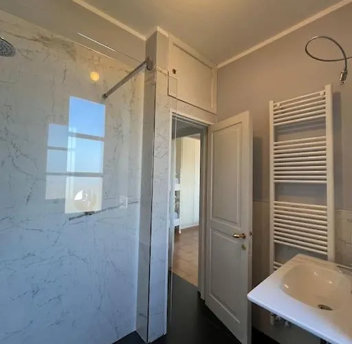 La Riva Apartment *